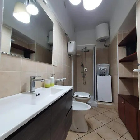 Shanti's House Appartement *